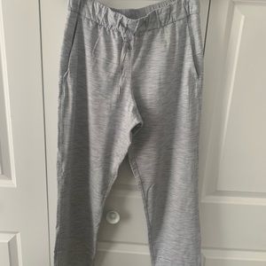 Size 6 Lululemon pants